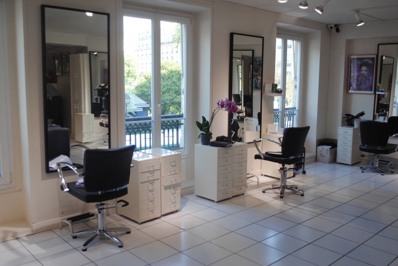 coiffure-LA BRIGUE-min_floor-home-office-property-living-room-room-781228-pxhere.com